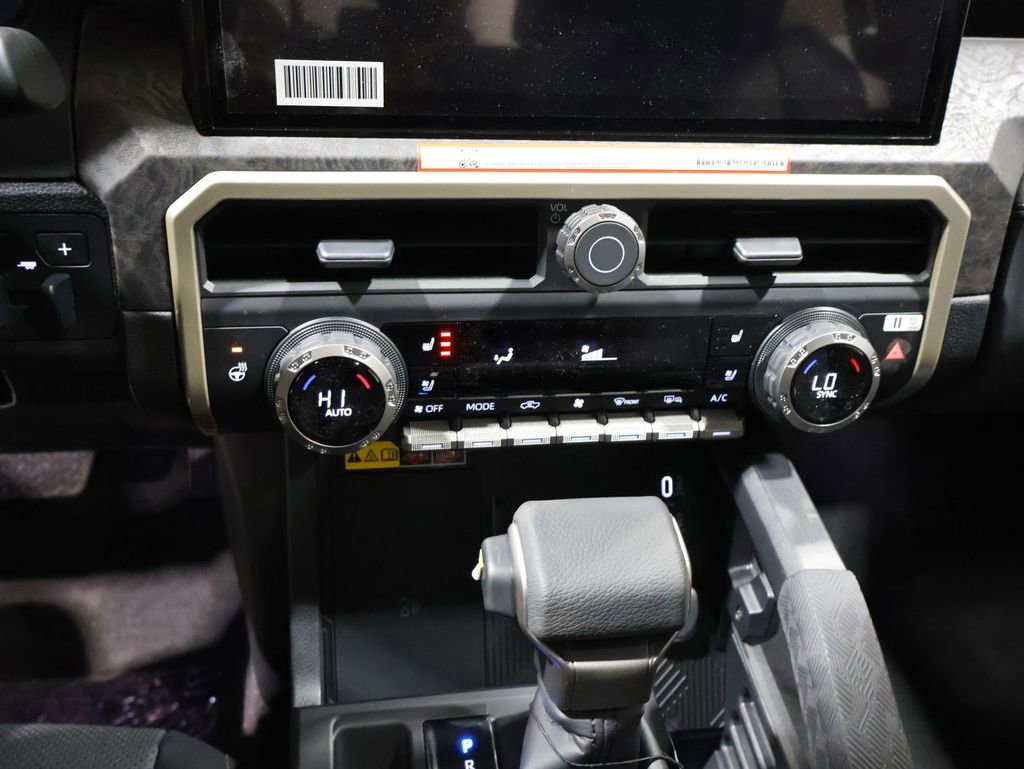 New 2026 Toyota Tacoma Limited AWD/4WD image 17