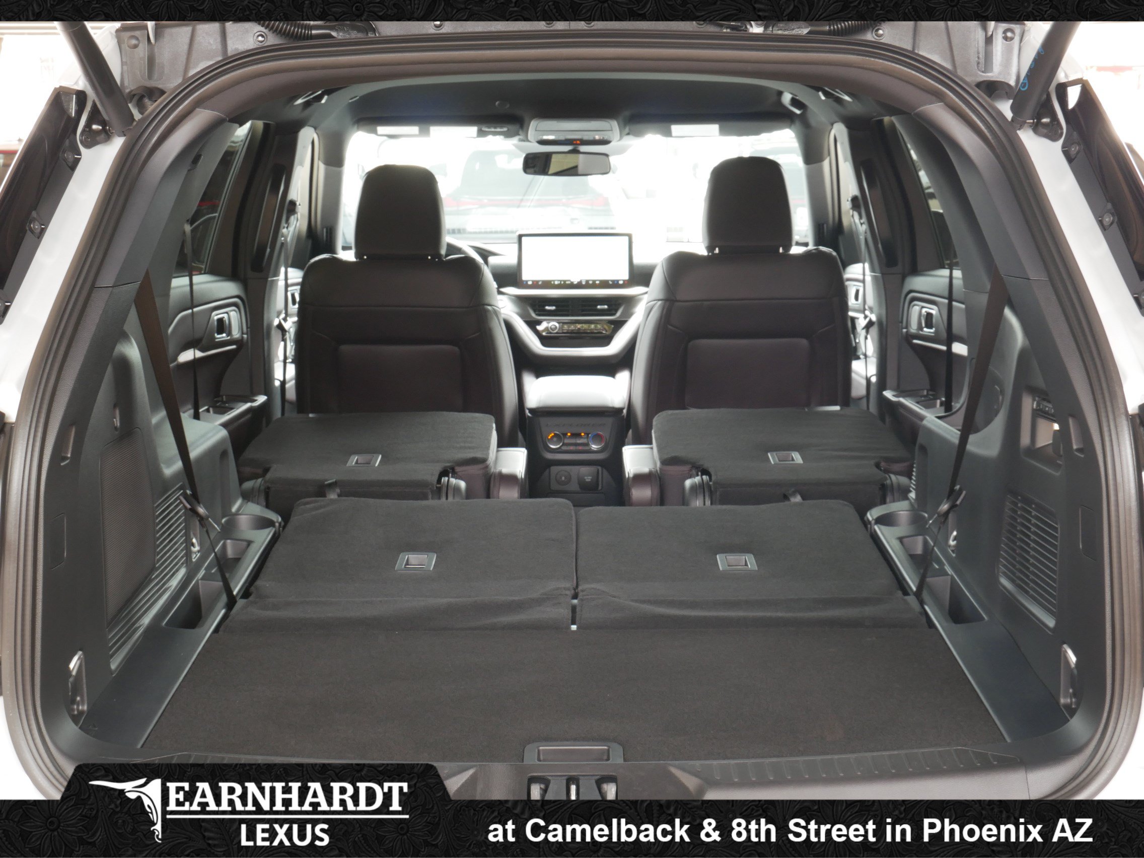 Used 2026 Ford Explorer Platinum RWD image 33