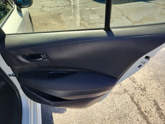 Used 2025 Toyota Corolla LE image 29