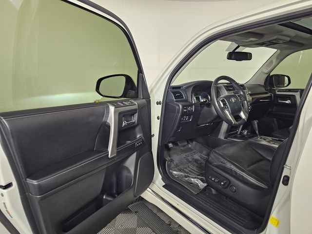 Used 2016 Toyota 4Runner Limited image 20