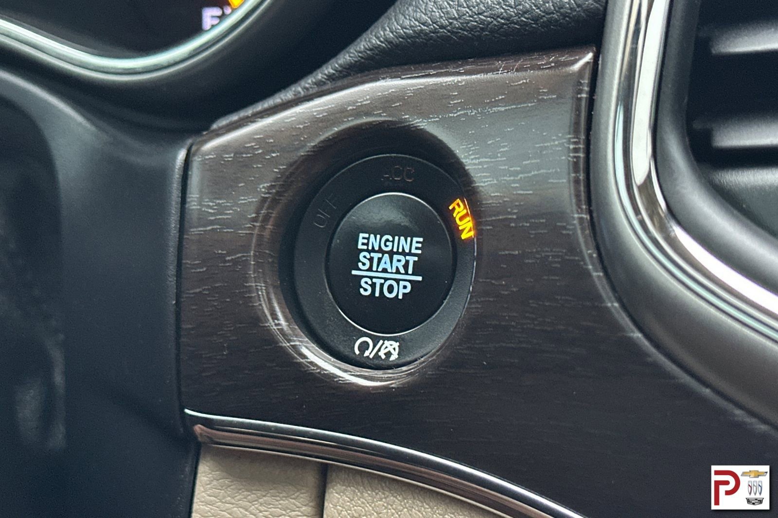 Used 2018 Jeep Grand Cherokee Limited w/ Luxury Group II image 28