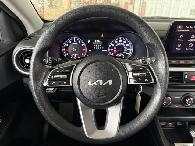 Used 2023 Kia Forte LXS image 11