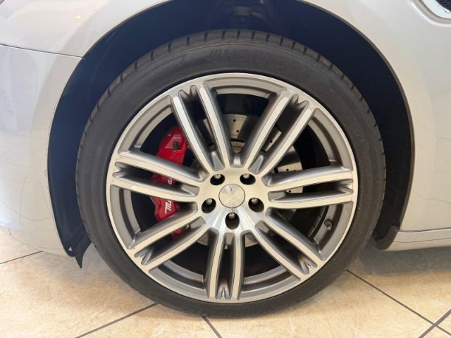 Used 2018 Maserati Quattroporte S GranLusso Q4 AWD/4WD image 19