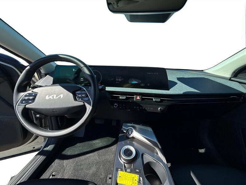 Used 2024 Kia EV6 Light image 10