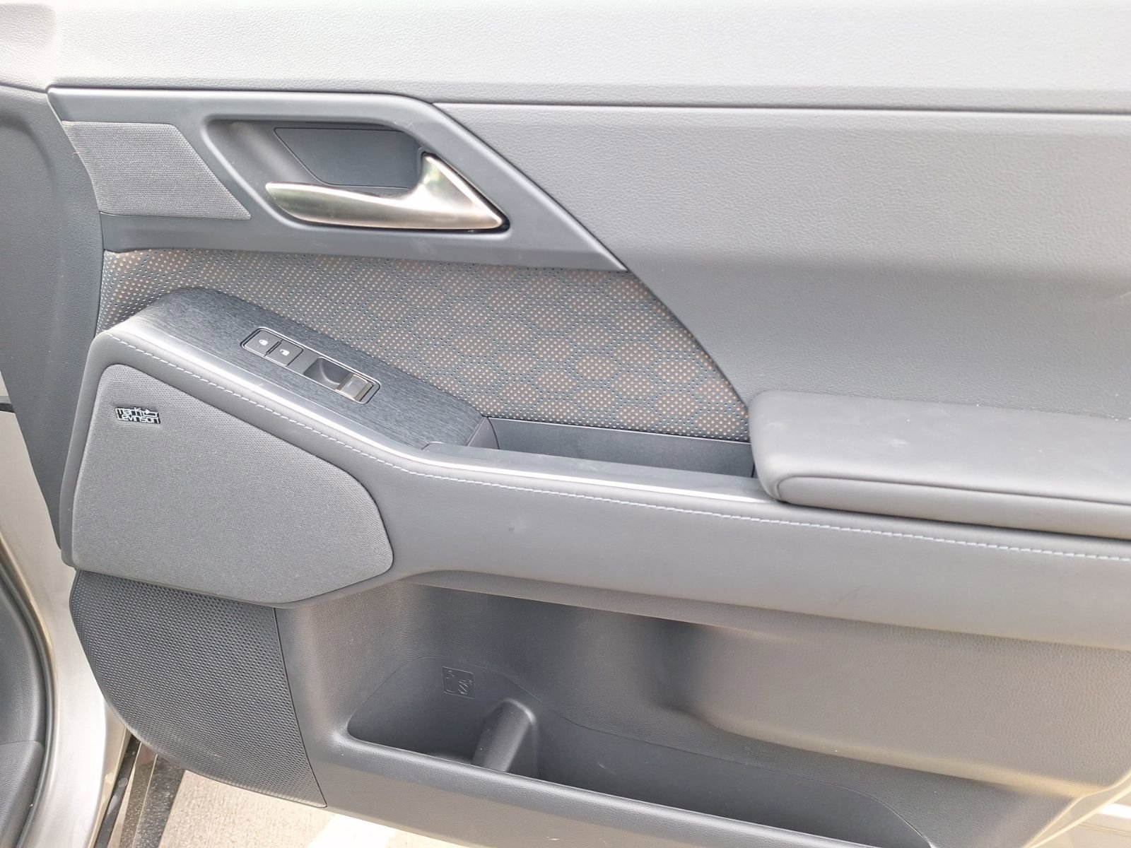 Used 2025 Lexus GX 550 image 35