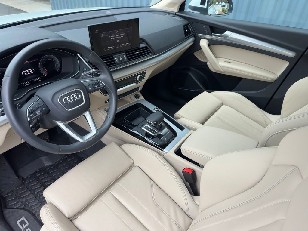 Used 2024 Audi Q5 2.0T Premium Plus image 12