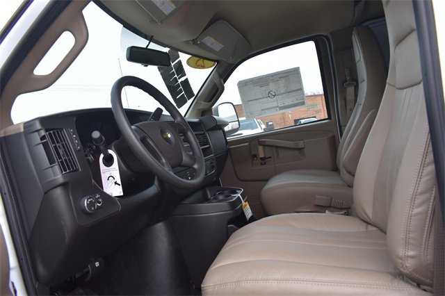 New 2025 Chevrolet Express 2500 Work Van image 20