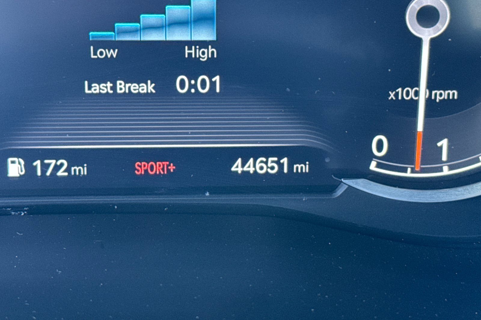 Used 2022 Genesis G70 3.3T image 38