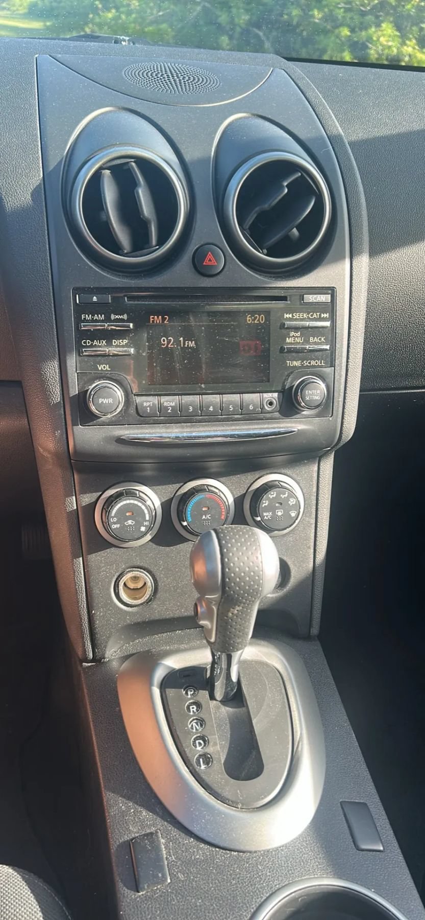 Used 2012 Nissan Rogue SV AWD/4WD image 19