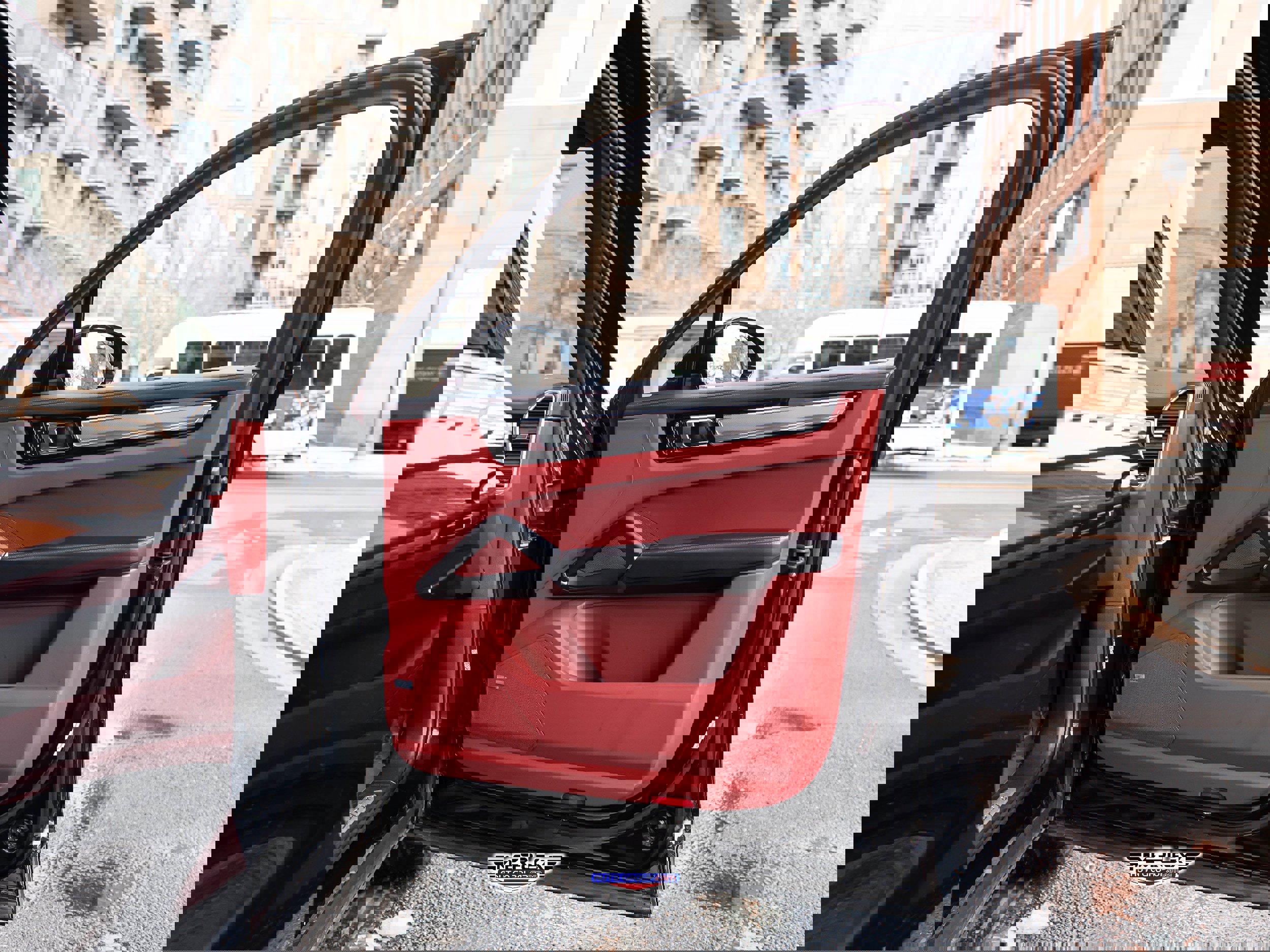 Used 2022 Porsche Cayenne Platinum Edition image 47