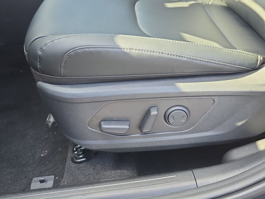 New 2026 Kia Sportage EX w/ EX Panorama Roof Package image 23