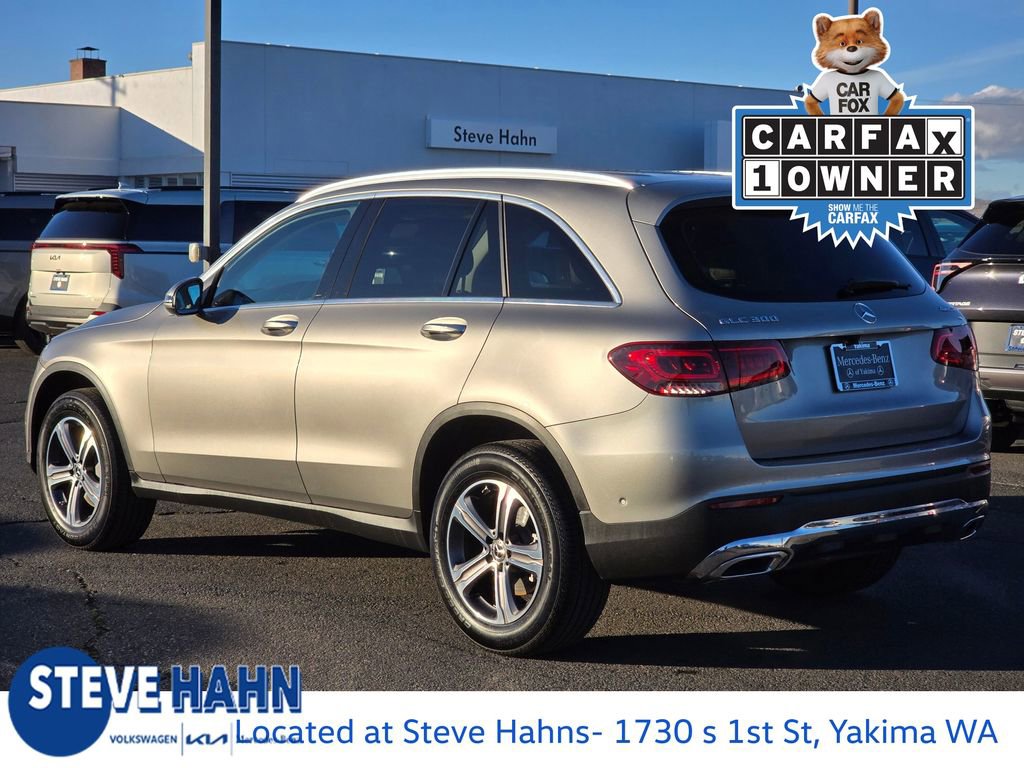 Used 2021 Mercedes-Benz GLC 300 4MATIC image 3