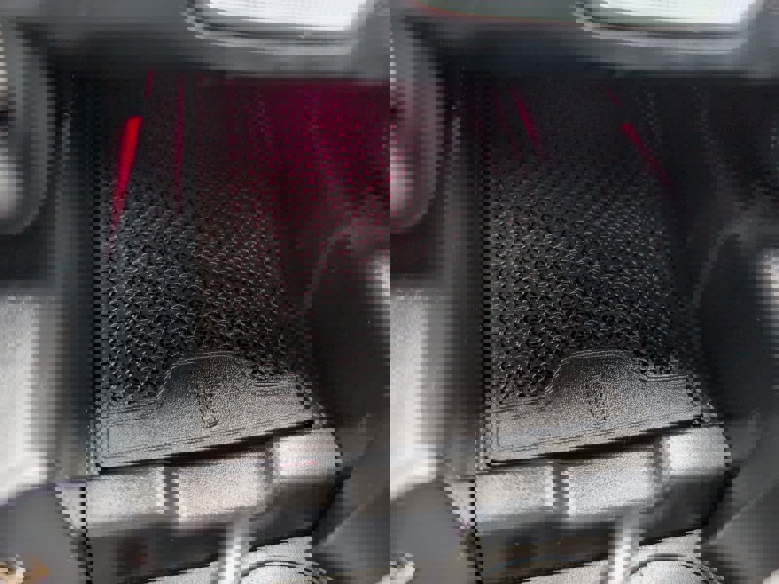 Used 2025 Mercedes-Benz E 350 4MATIC Sedan image 2