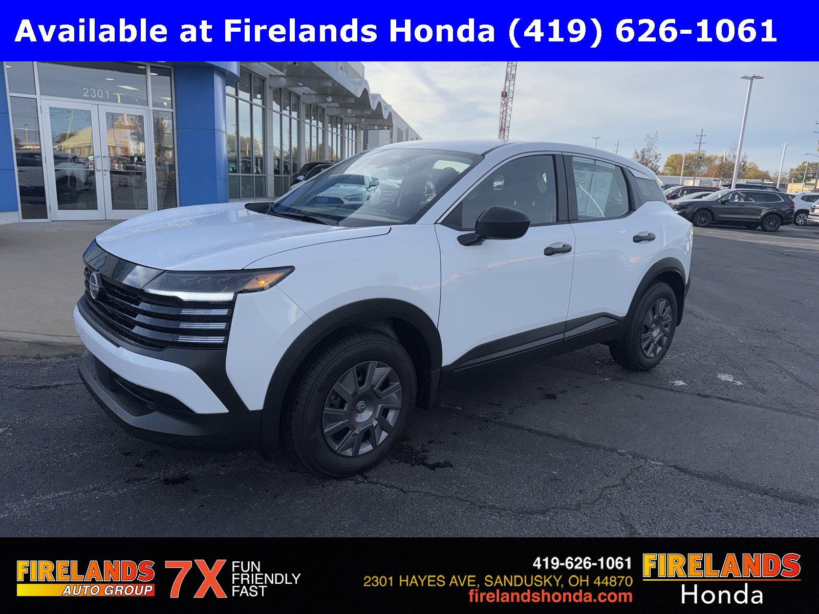 Used 2025 Nissan Kicks S image 2