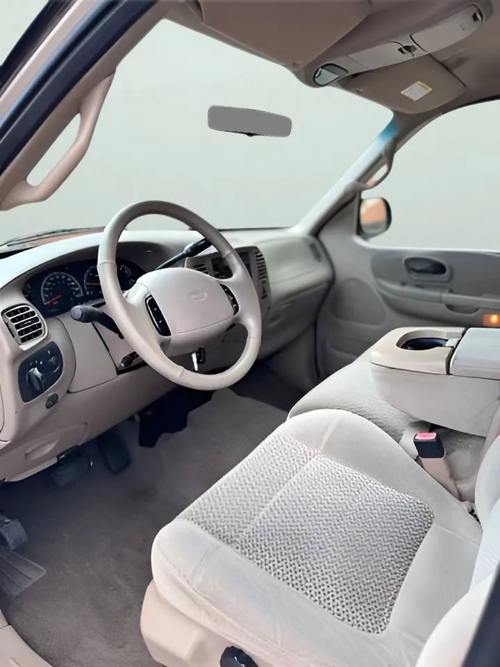 Used 2001 Ford F150 Lariat RWD image 15