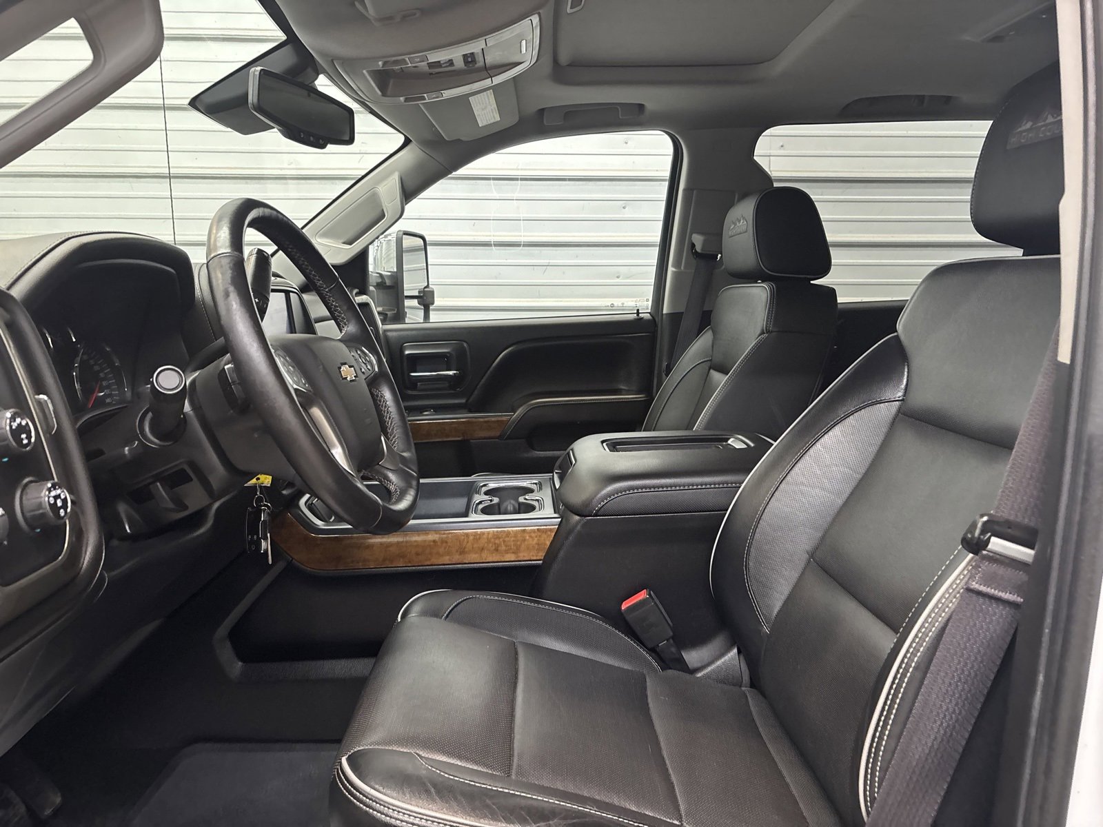 Used 2017 Chevrolet Silverado 2500 High Country w/ Duramax Plus Package image 10