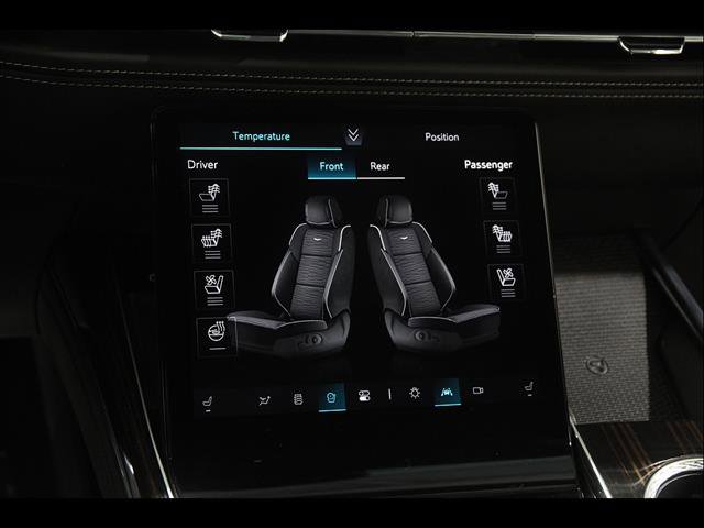 Used 2026 Cadillac Escalade Luxury AWD/4WD image 17