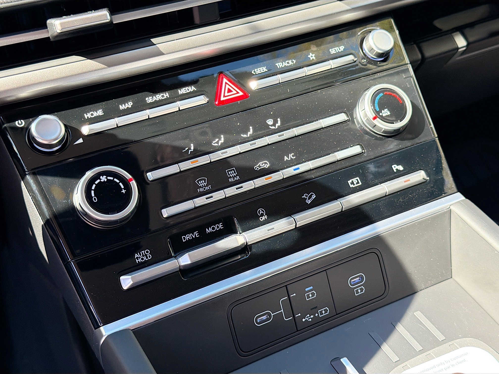 New 2026 Hyundai Santa Fe SE image 31