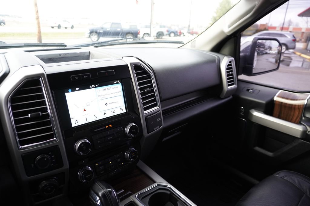 Used 2016 Ford F150 Lariat w/ Equipment Group 502A Luxury image 19