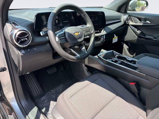 New 2026 Chevrolet Equinox LT w/ Safety and Technology Package FWD image 23