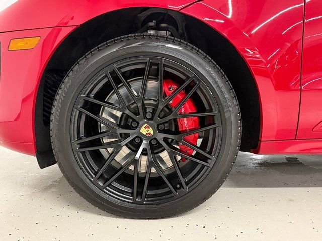 Certified 2022 Porsche Macan GTS image 14