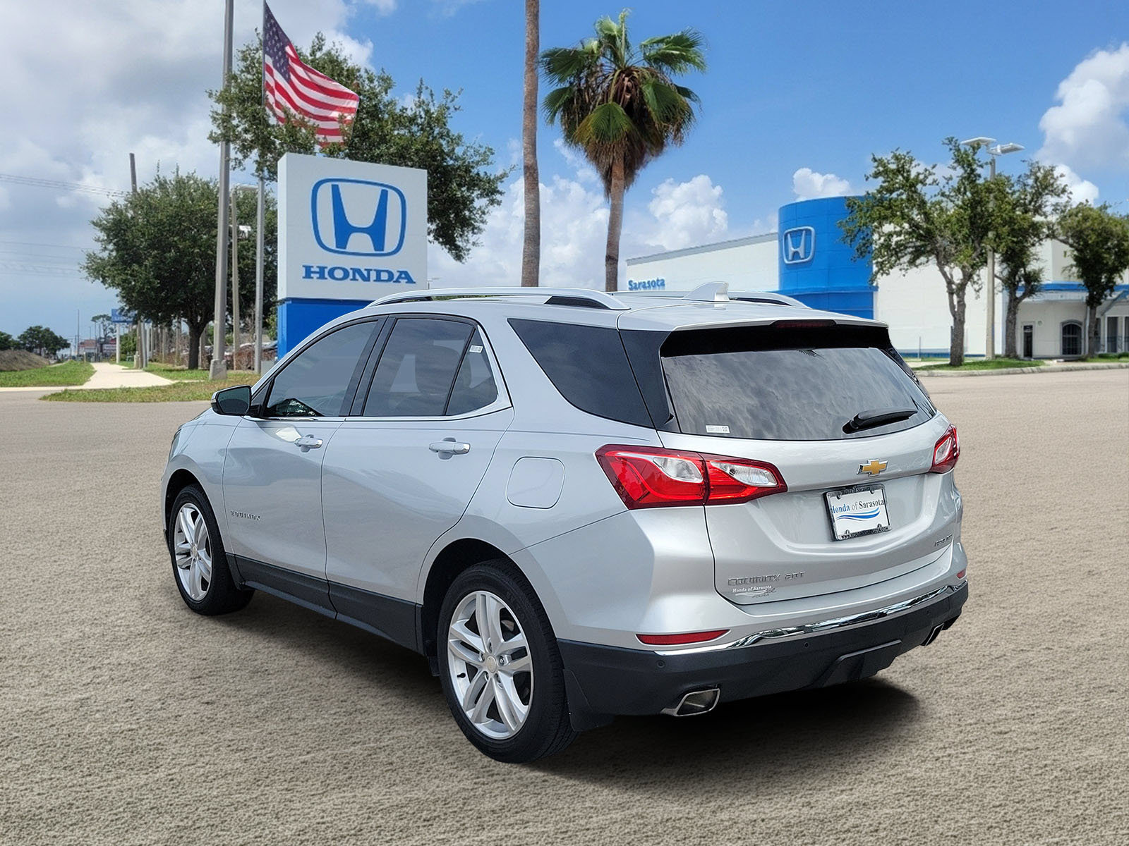 Used 2020 Chevrolet Equinox Premier FWD image 5