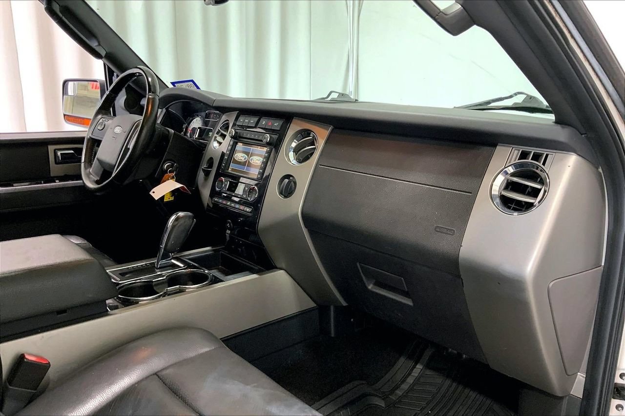 Used 2014 Ford Expedition EL Limited w/ Equipment Group 301A RWD image 28