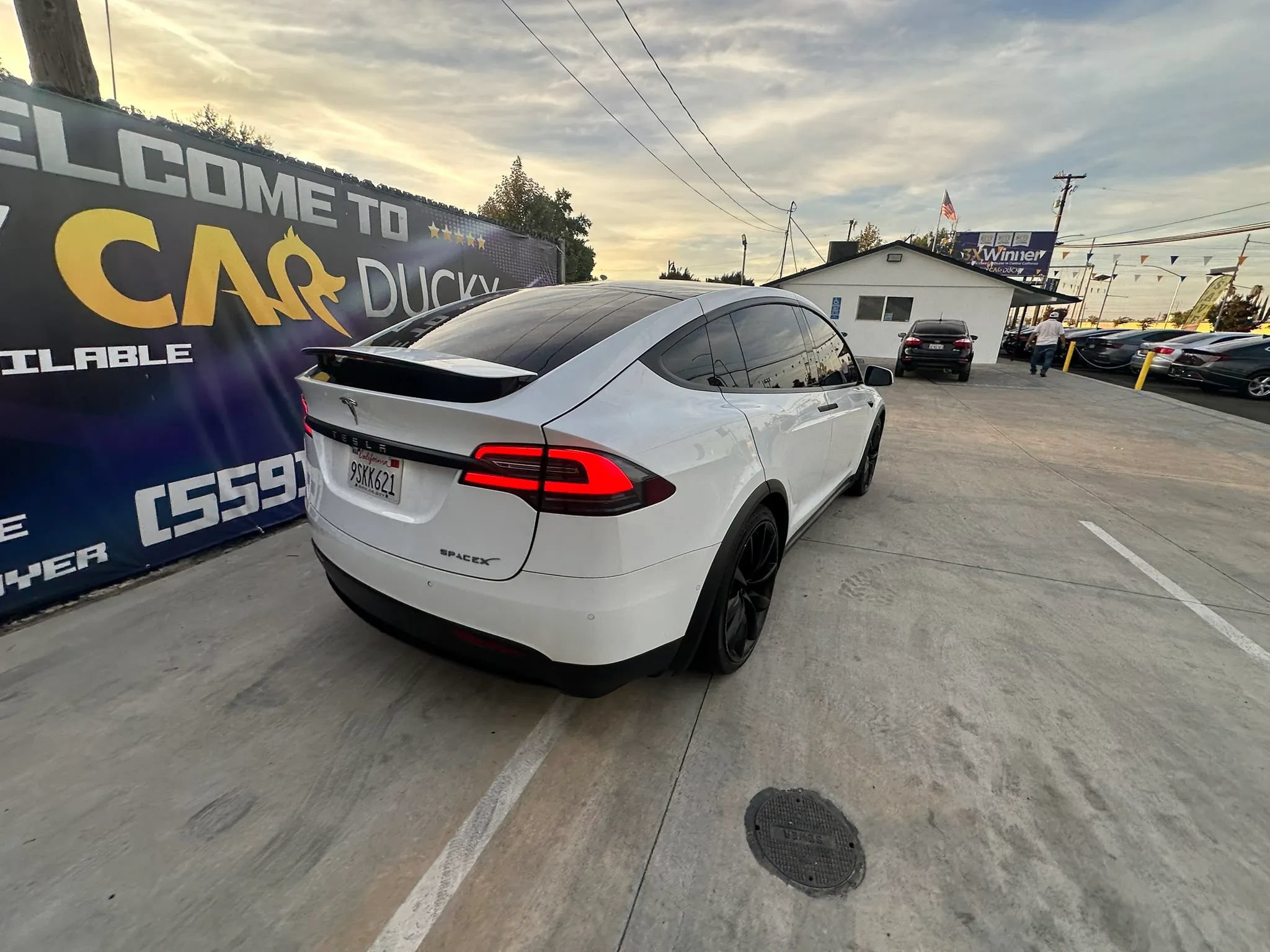 Used 2018 Tesla Model X 75D AWD/4WD image 8