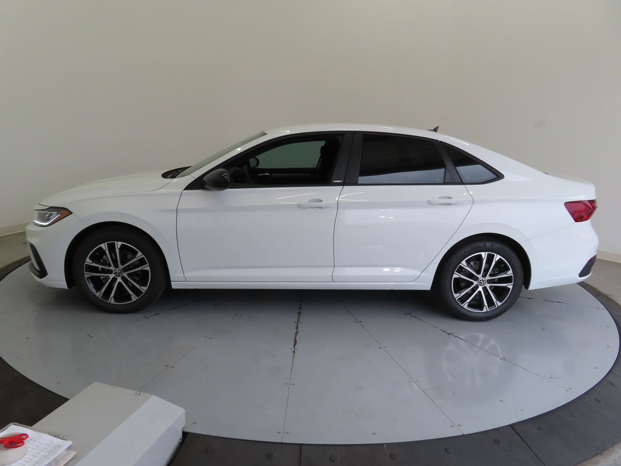 New 2026 Volkswagen Jetta Sport FWD image 6