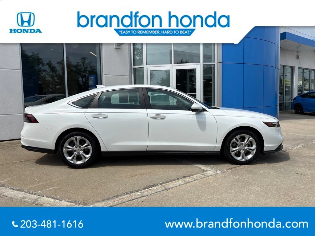 Used 2023 Honda Accord LX image 7
