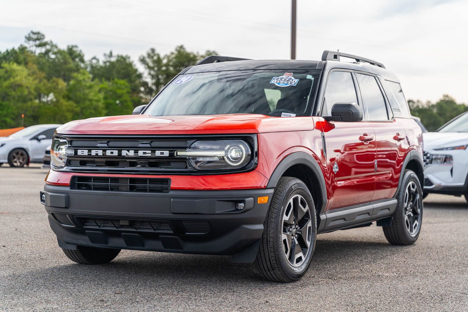 Used 2024 Ford Bronco Sport Outer Banks w/ Tech Package image 3