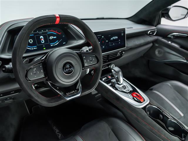 Used 2025 Lotus Emira RWD image 19