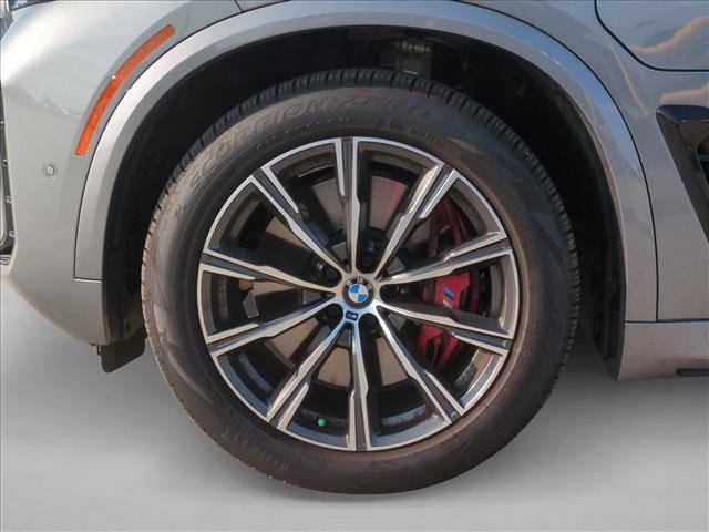 Certified 2026 BMW X5 xDrive50e w/ M Sport Package AWD/4WD image 14