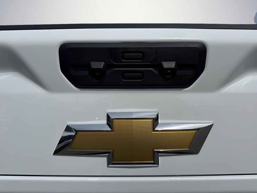 New 2026 Chevrolet Silverado 2500 LTZ w/ LTZ Convenience Package AWD/4WD image 37