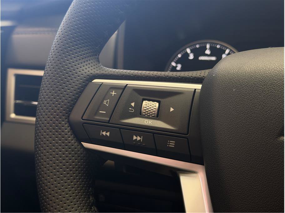 New 2026 Mitsubishi Outlander LE FWD image 18