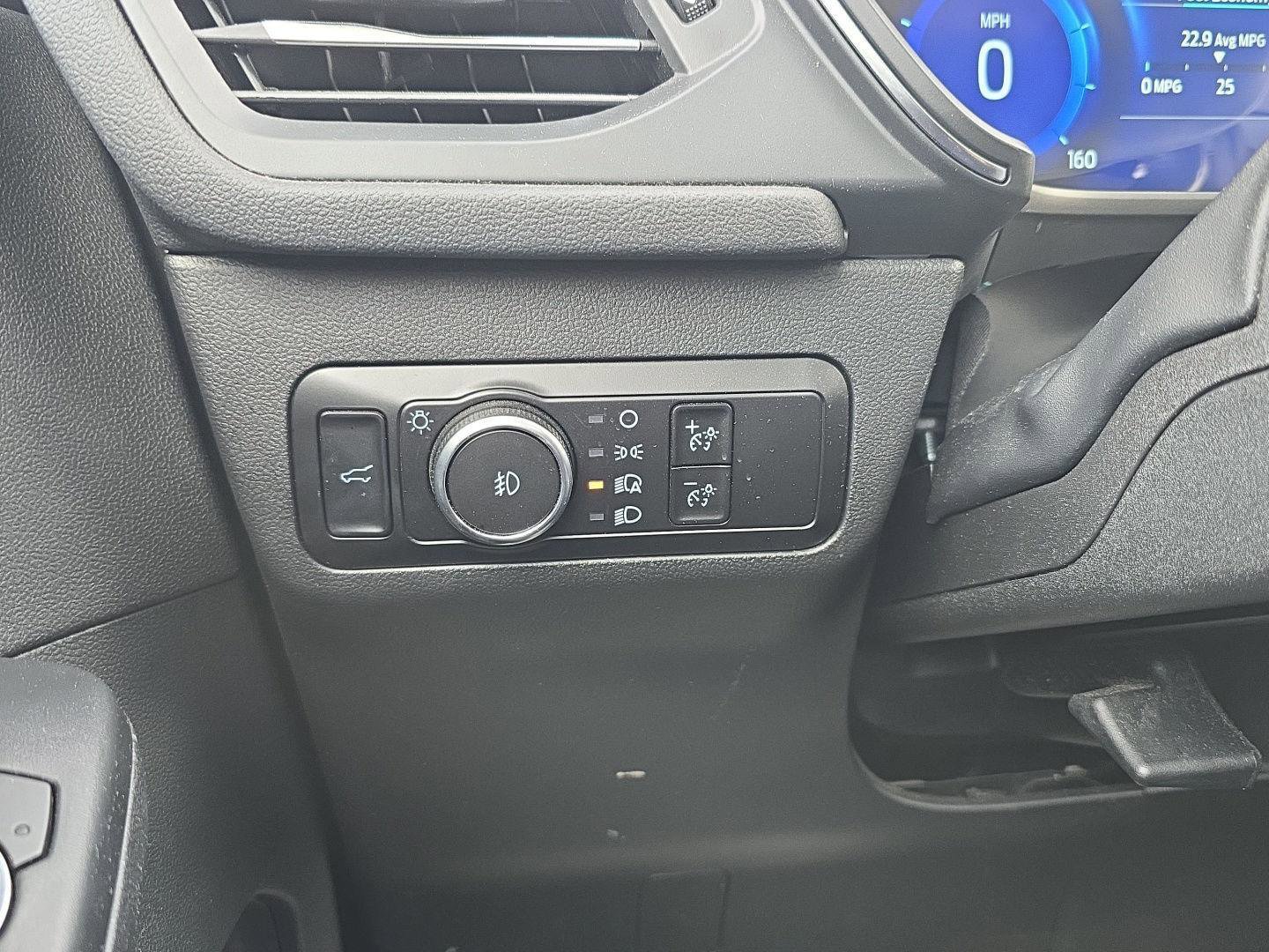 Used 2022 Ford Escape Titanium w/ Class II Trailer Tow Package image 31