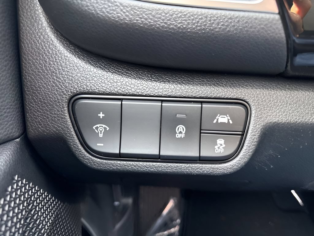 Used 2023 Kia Seltos EX AWD/4WD image 25