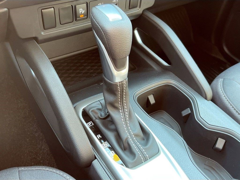 Certified 2025 Nissan Frontier SV AWD/4WD image 26