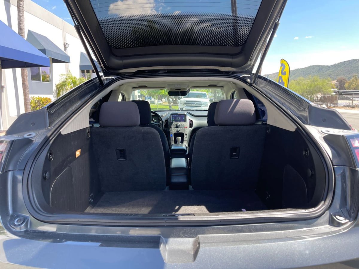 Used 2014 Chevrolet Volt w/ Enhanced Safety Package 1 FWD image 9