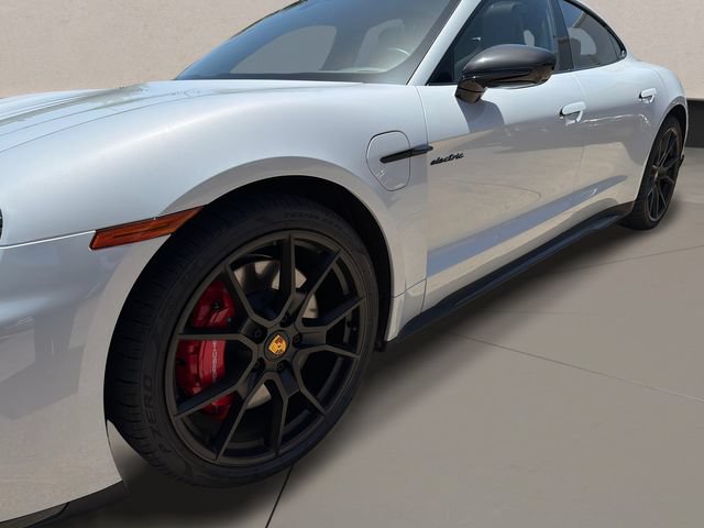 Used 2023 Porsche Taycan GTS w/ Premium Package (P6U) AWD/4WD image 9