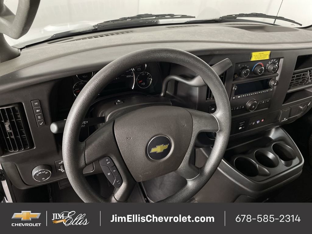 Used 2025 Chevrolet Express 3500 LS image 19