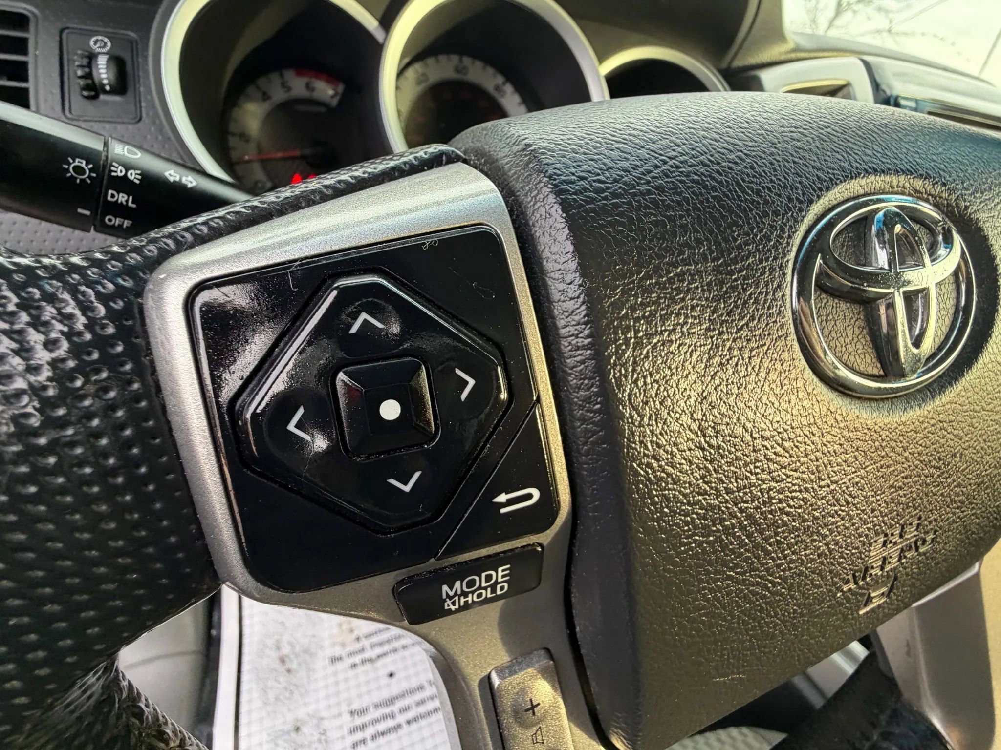 Used 2015 Toyota Tacoma PreRunner image 12