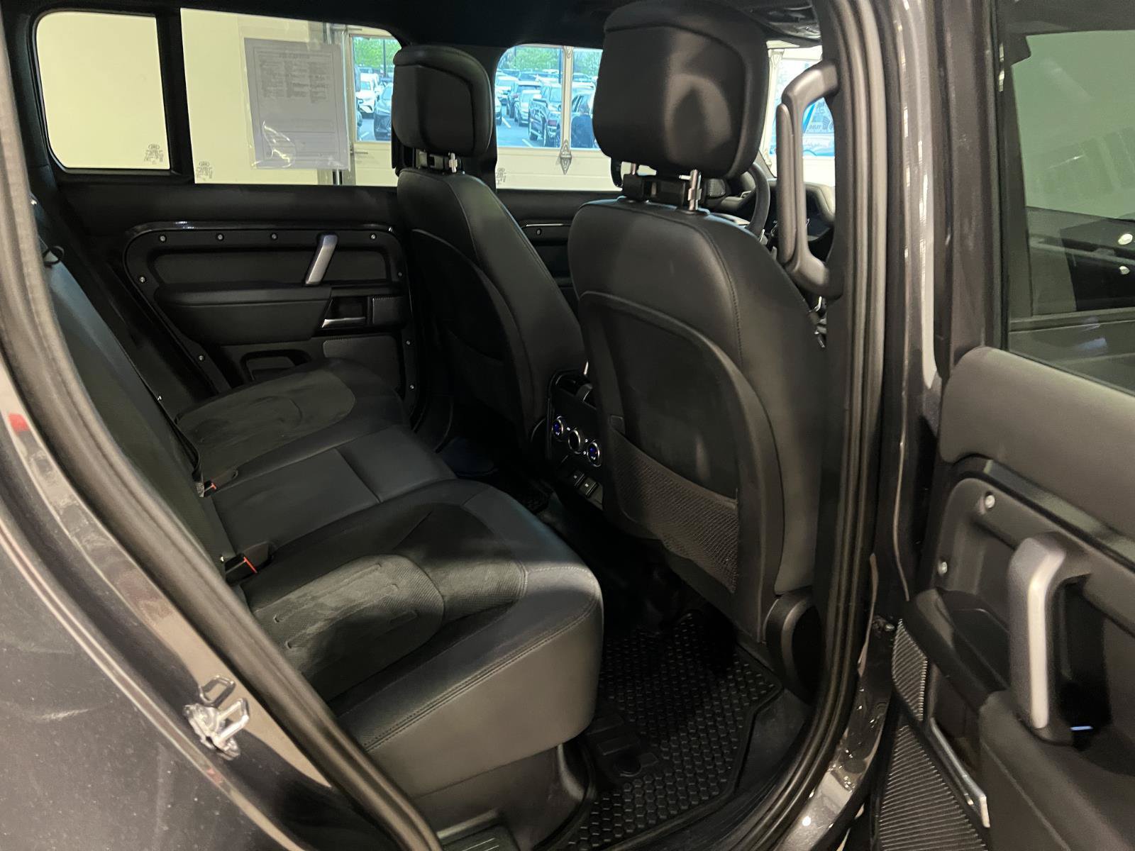 Used 2023 Land Rover Defender 110 Carpathian Edition AWD/4WD image 38