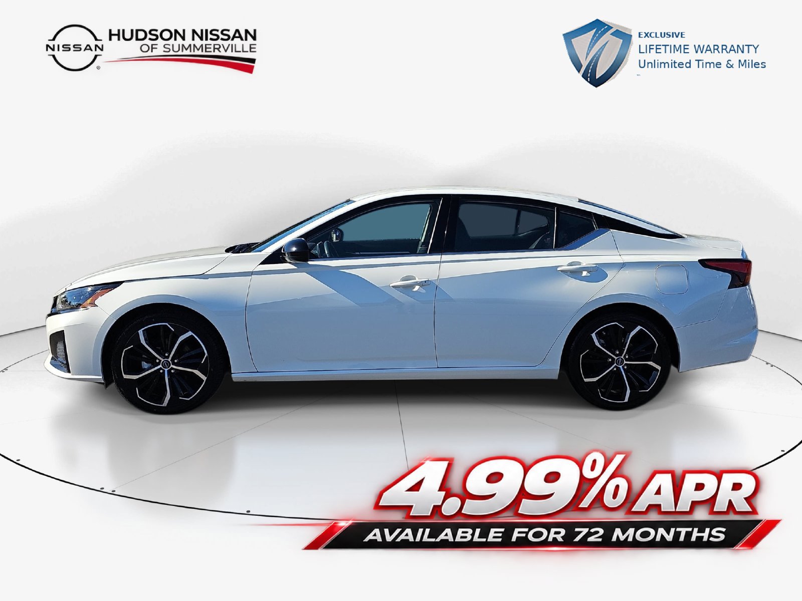 Used 2024 Nissan Altima 2.5 SR FWD image 11