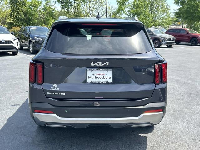 Used 2025 Kia Sorento S w/ Panoramic Sunroof Package FWD image 5