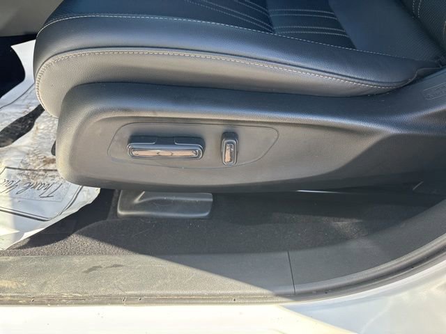 Used 2024 Honda HR-V EX-L image 6