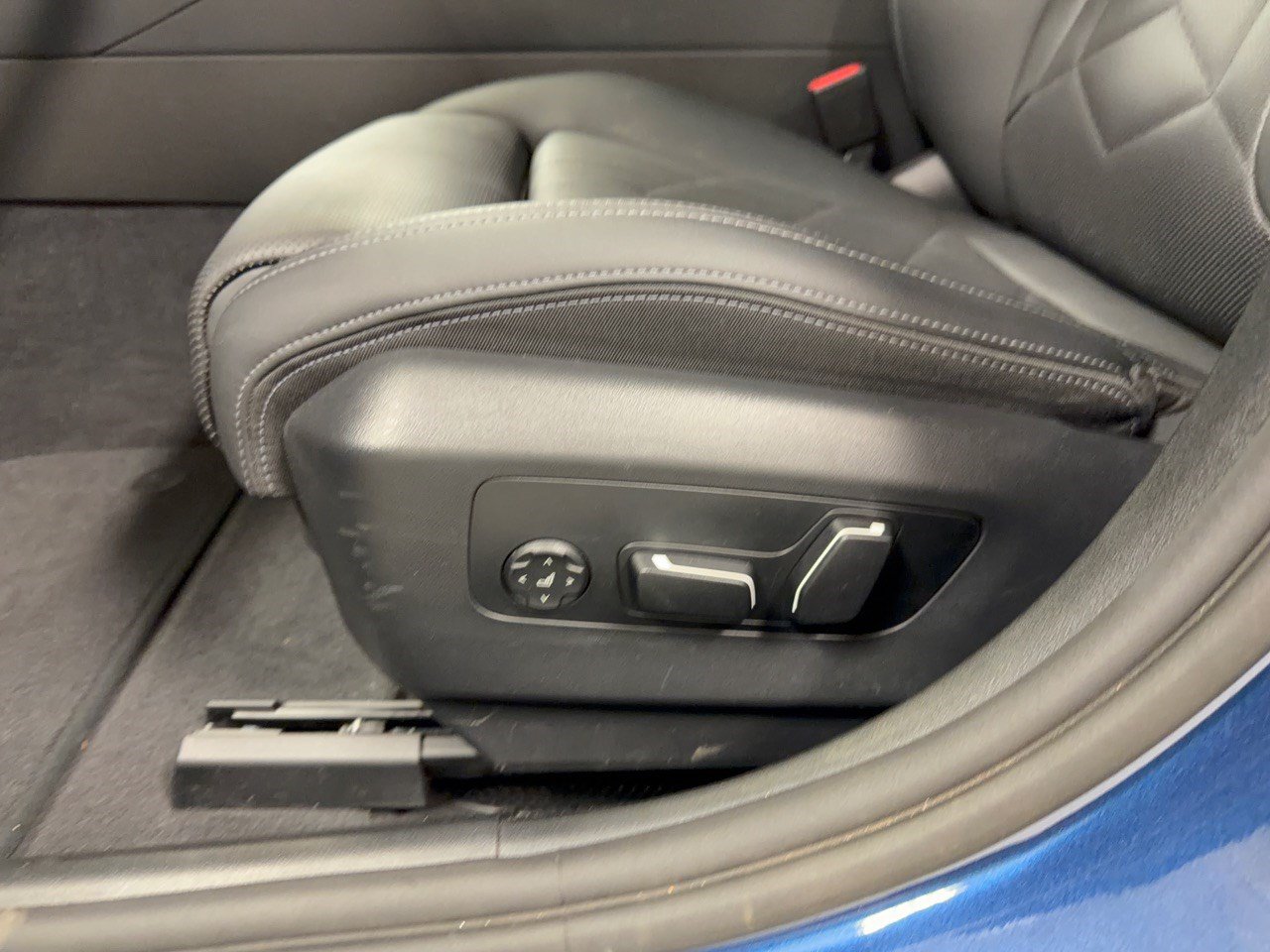 Certified 2026 BMW 530i RWD image 16