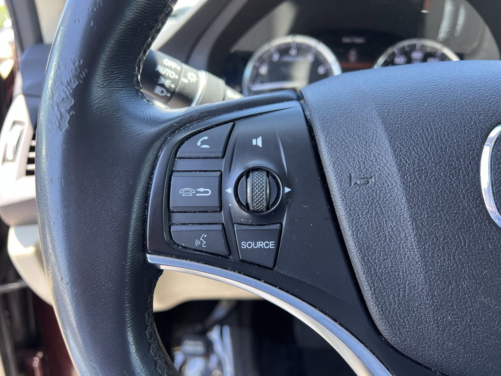 Used 2015 Acura MDX SH-AWD w/ Technology Package image 34