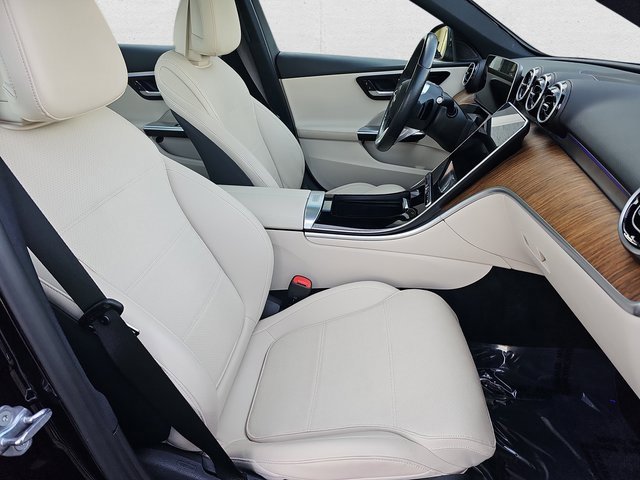 Used 2023 Mercedes-Benz C 300 4MATIC Sedan image 10