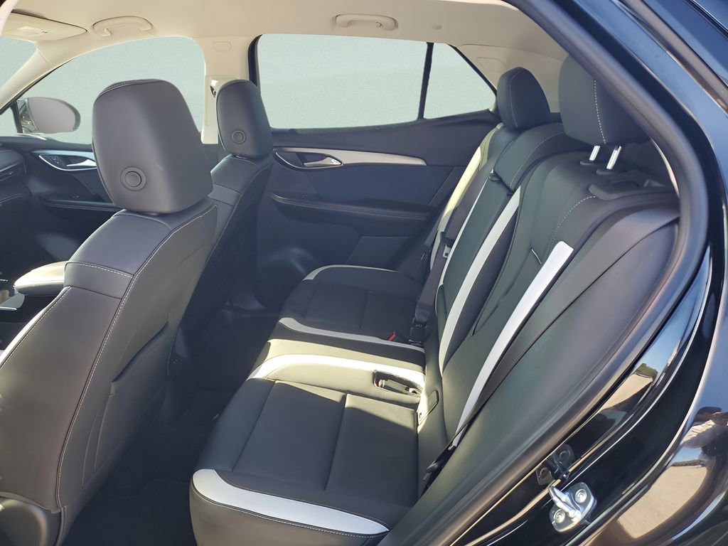 Used 2025 Buick Envision Sport Touring AWD/4WD image 18
